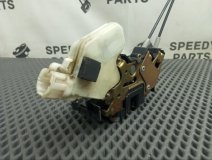 Замок боковой двери правый передний Nissan Skyline GH-V35 2003 VQ25DD