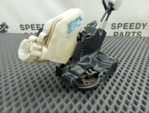 Замок боковой двери левый передний Nissan Skyline GH-V35 2003 VQ25DD