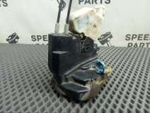 Замок боковой двери правый задний Nissan Skyline GH-V35 2003 VQ25DD