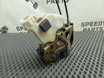 Замок боковой двери правый задний Nissan Skyline GH-V35 2003 VQ25DD