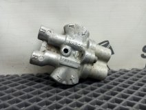 Распределитель тормозной Nissan Maxima A32 1995 VQ20DE