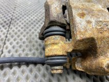 Суппорт тормозной правый задний Toyota Crown JZS141 1993 1JZ-GE