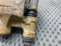 Суппорт тормозной правый задний Toyota Crown JZS141 1993 1JZ-GE