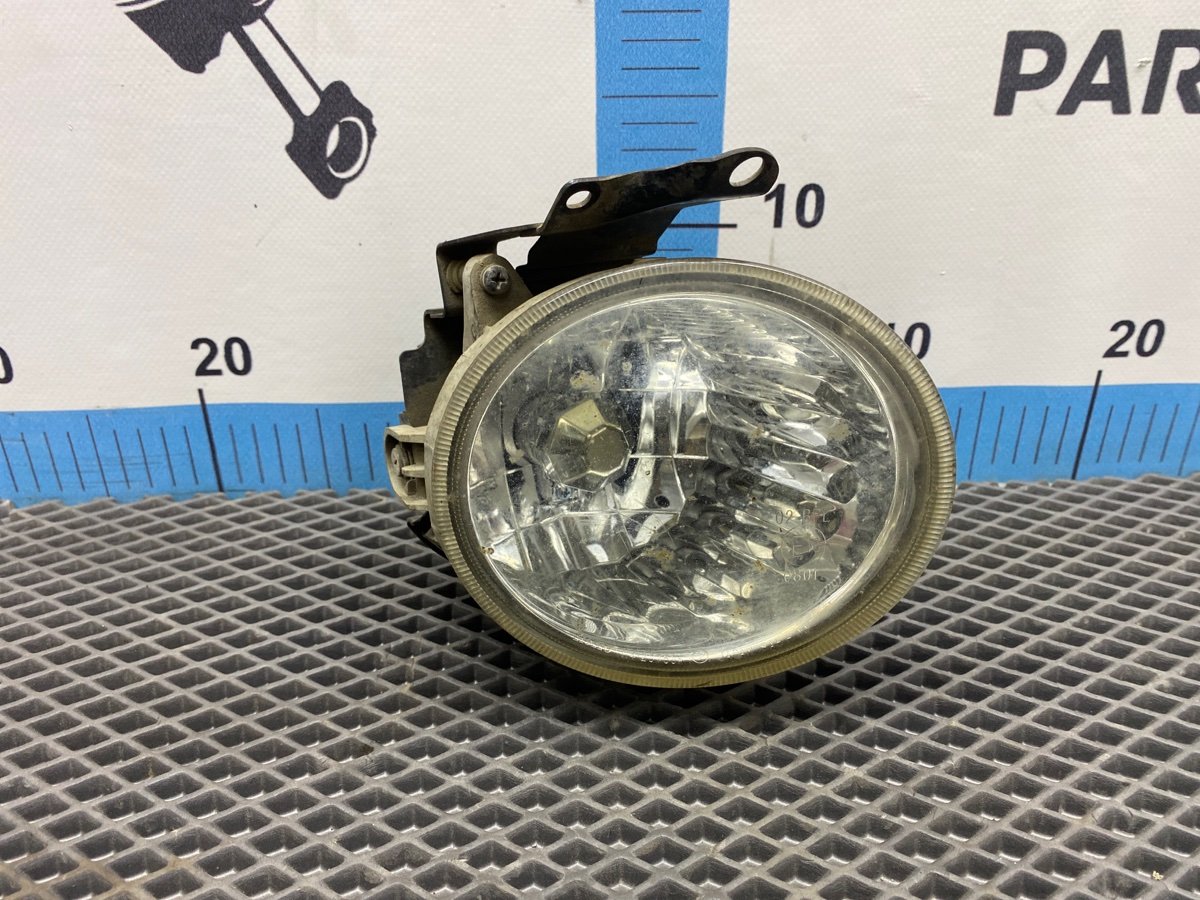 Фара противотуманная Subaru Outback BP9 перед. прав. (б/у)