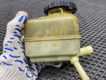 Бачок гидроусилителя руля Toyota Caldina E-ST195G 1995 3S-FE