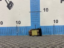 Кнопка обогрева зеркал Toyota Mark II TA-JZX110 2002 1JZ-FSE