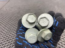 Болт развальный задний Kia K8 GL3 2022 G4KN Болт развальный задний Kia K8 GL3 2022 G4KN