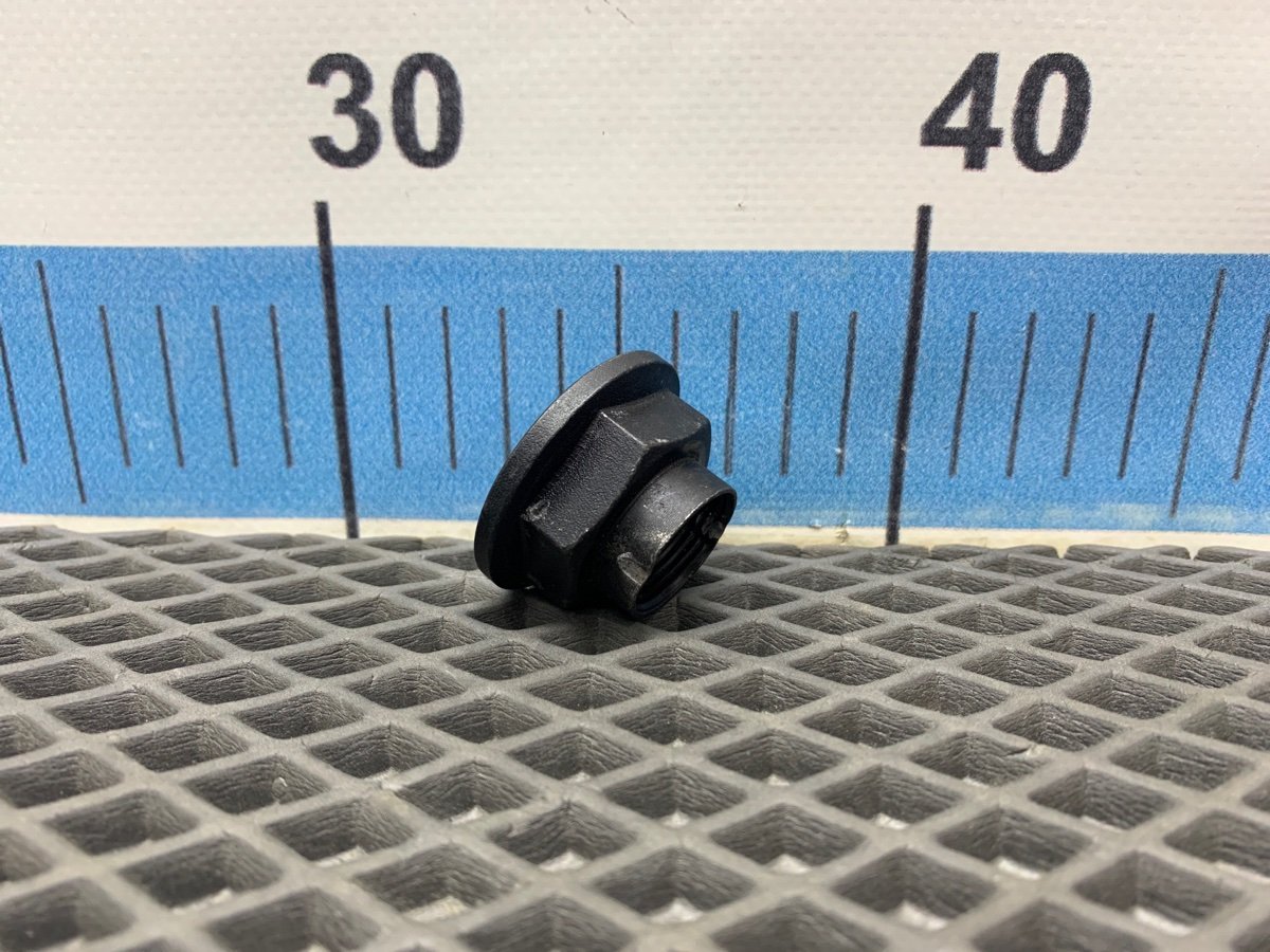 Гайка ступичная Kia Soul SK3 G4FJ 2019 (б/у)