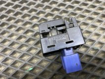 Блок управления зеркалами Toyota Carina KD-CT210 1998 2CT Блок управления зеркалами Toyota Carina KD-CT210 1998 2CT