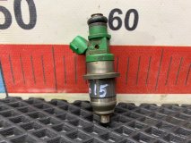 Форсунка топливная Mitsubishi Lancer Cedia CS2W 4G15