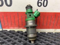 Форсунка топливная Mitsubishi Lancer Cedia CS2W 4G15