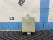 Блок управления дверьми Toyota Mark II TA-JZX110 2002 1JZ-FSE