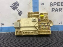 Блок предохранителей салонный правый Toyota Mark II TA-JZX110 2002 1JZ-FSE