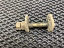 Болт развальный задний Toyota Mark II TA-JZX110 2002 1JZ-FSE