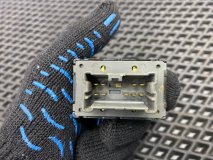 Блок управления зеркалами Nissan R'nessa E-PNN30 1997 KA24DE Блок управления зеркалами Nissan R'nessa E-PNN30 1997 KA24DE