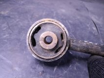 Тяга продольная левая задняя Honda Saber UA5