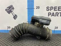 Патрубок воздушного фильтра Toyota Corolla E-AE100G 1998 5A-FE