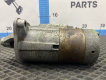 Стартер Mitsubishi Lancer Cedia CS2A 2001 4G15