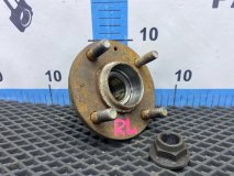 Ступица левая задняя Mitsubishi Lancer Cedia CS2A 2001 4G15