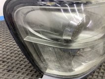 Фара ксеноновая правая Subaru Forester TA-SG5 2002 EJ202