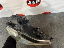 Фара ксенон правая Infiniti M Y50