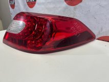 Фонарь правый Infiniti M Y51
