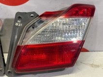 Фонарь крышки багажника Infiniti M Y51