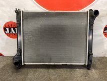 Радиатор охлаждения Nissan Sentra B17