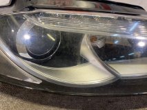 Фара ксенон правая Audi A3 8P