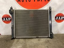 Радиатор охлаждения Nissan Sentra B17