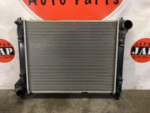Радиатор охлаждения Nissan Sentra B17