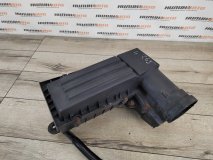 Корпус воздушного фильтра Skoda Yeti 5L 2011 1.8 TFSI CDAA