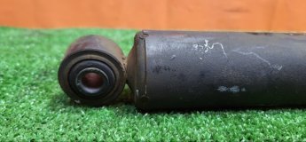 Амортизатор задний TOYOTA PASSO KGC15 2005-2010 1KR-FE