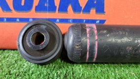 Амортизатор задний TOYOTA PASSO KGC30 2010-2016 1KR-FE