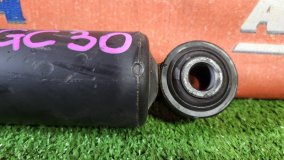 Амортизатор задний TOYOTA PASSO KGC30 2010-2016 1KR-FE