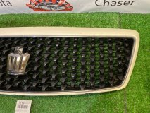 Решетка радиатора Toyota Crown GRS184 2006 2gr-fse