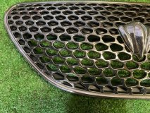 Решетка радиатора Toyota Verossa GX110 2002