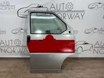 Дверь передняя правая Volkswagen Transporter T4 1999