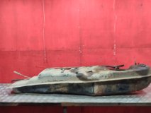 Топливный бак Mitsubishi Pajero III / V7 W джип / suv 2000 3.2 (4M41) Топливный бак Mitsubishi Pajero III / V7 W джип / suv 2000 3.2 (4M41)