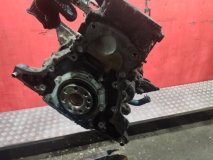 Блок ДВС Mitsubishi Pajero III / V7 W джип / suv 2000 3.2 (4M41) Блок ДВС Mitsubishi Pajero III / V7 W джип / suv 2000 3.2 (4M41)