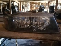 Фара правая Mitsubishi Diamante F31A