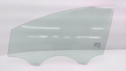 Стекло двери левое переднее Ford Focus CB8 2013