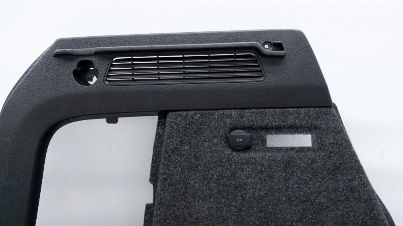 Обшивка багажника Volkswagen Tiguan 5N1 CAWA 2010 лев. (б/у)