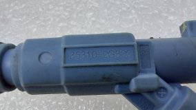 Форсунка топливная Hyundai Santa Fe DM 2015 G4KE Форсунка топливная Hyundai Santa Fe DM 2015 G4KE