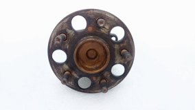 Ступица левая задняя Toyota Camry 70 2019 2ARFE