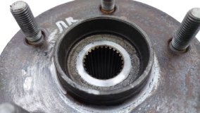 Ступица передняя Toyota Camry 70 2019 2ARFE