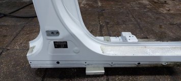 Порог со стойкой правый Geely Coolray SX11 2020 JLH-3G15TD