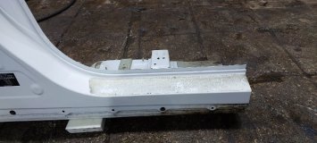 Порог со стойкой правый Geely Coolray SX11 2020 JLH-3G15TD