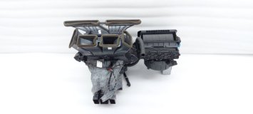 Корпус отопителя Skoda Octavia A7 2017 CZDA