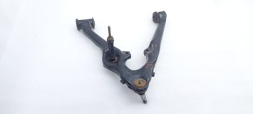 Рычаг подвески правый передний Cadillac Escalade K2 2016 L86